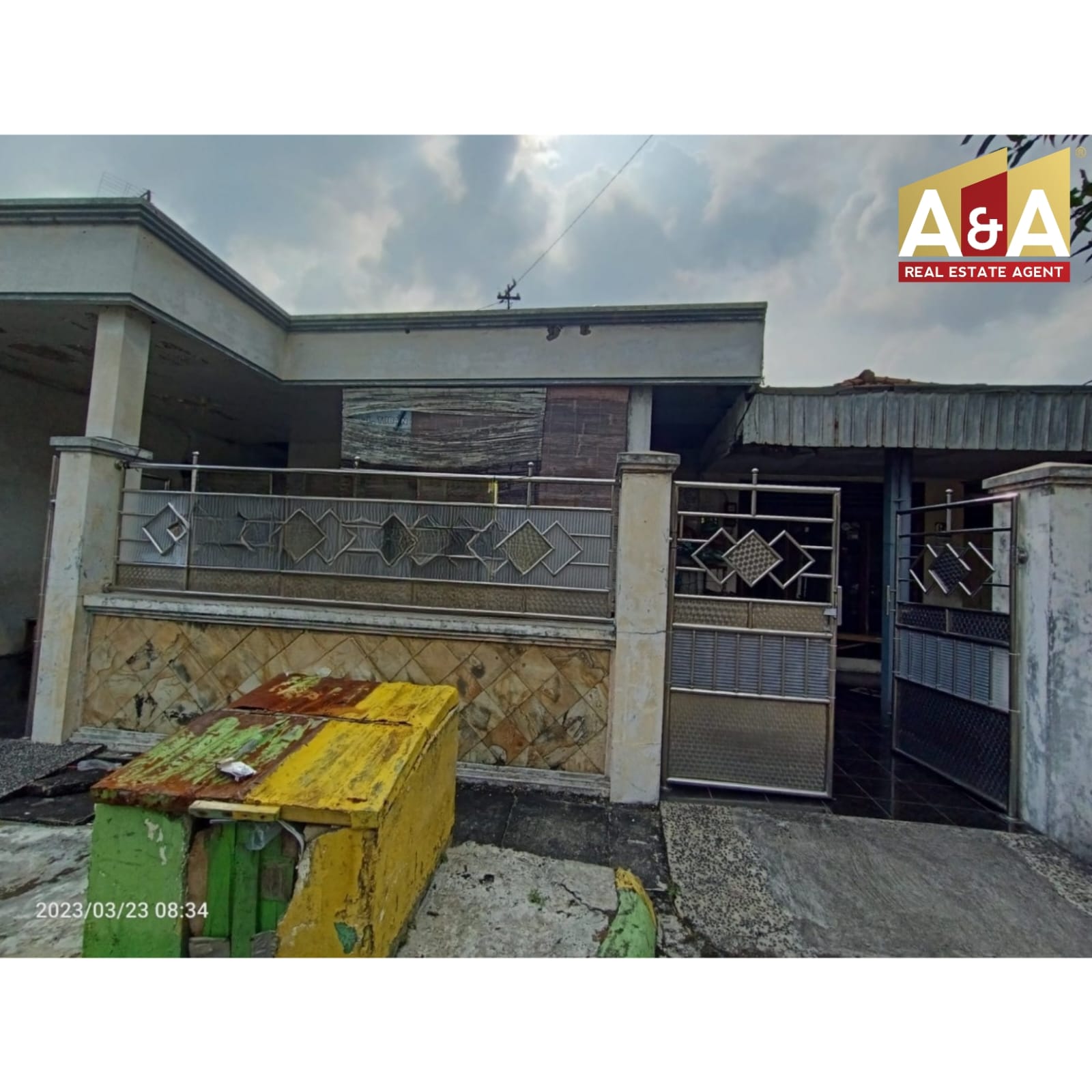 DIJUAL RUMAH WILAYAH SURABAYA PUSAT - Image 1