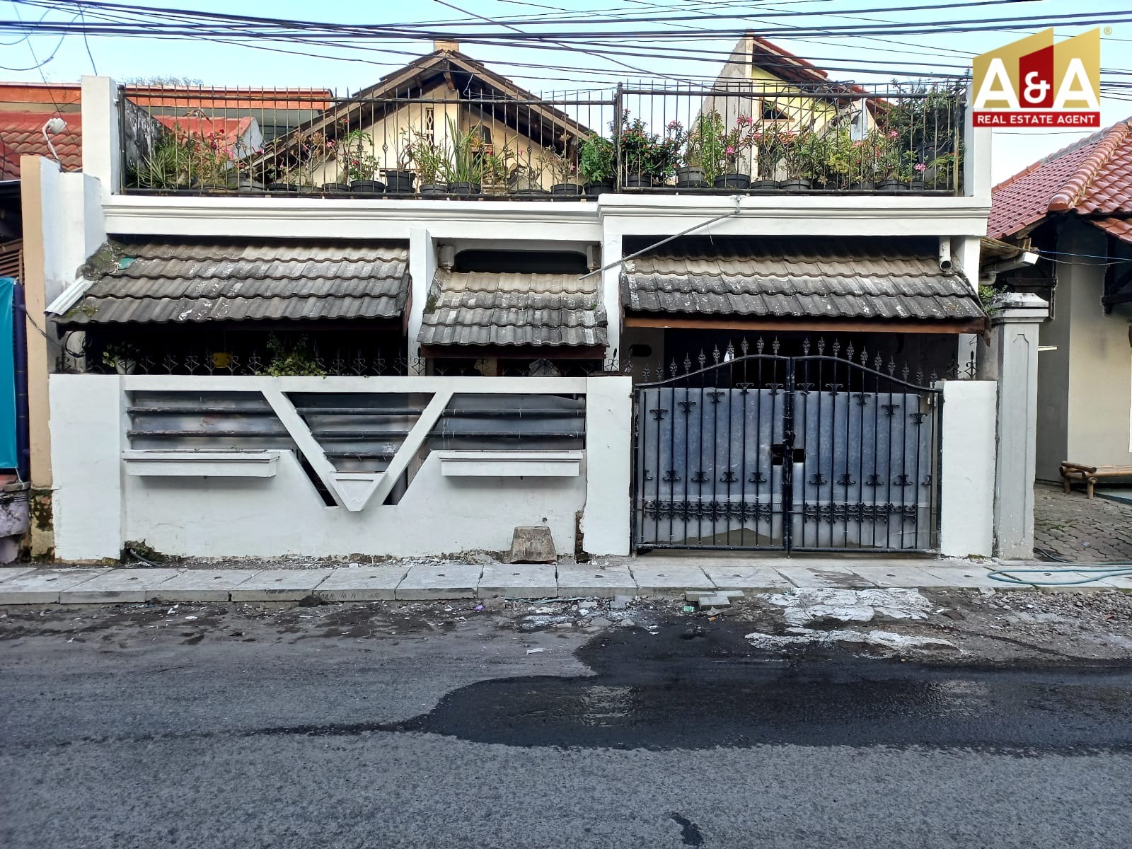 DIJUAL RUMAH WILAYAH SURABAYA BARAT - Image 1