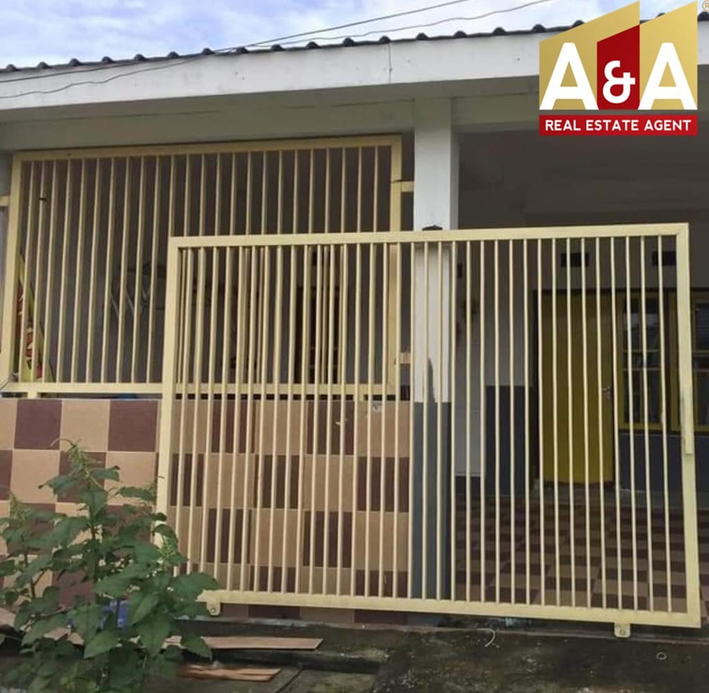 Dijual Rumah Bagus The queen Residenc Gresik - Image 1