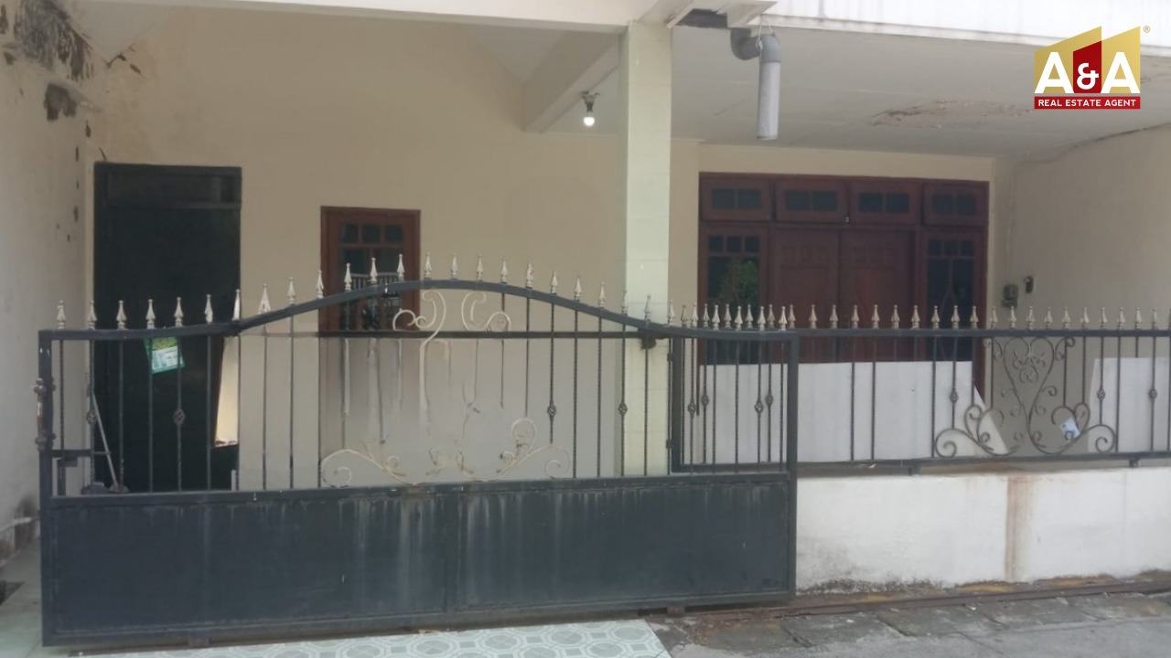 DIJUAL RUMAH WILAYAH SURABAYA BARAT - Image 1