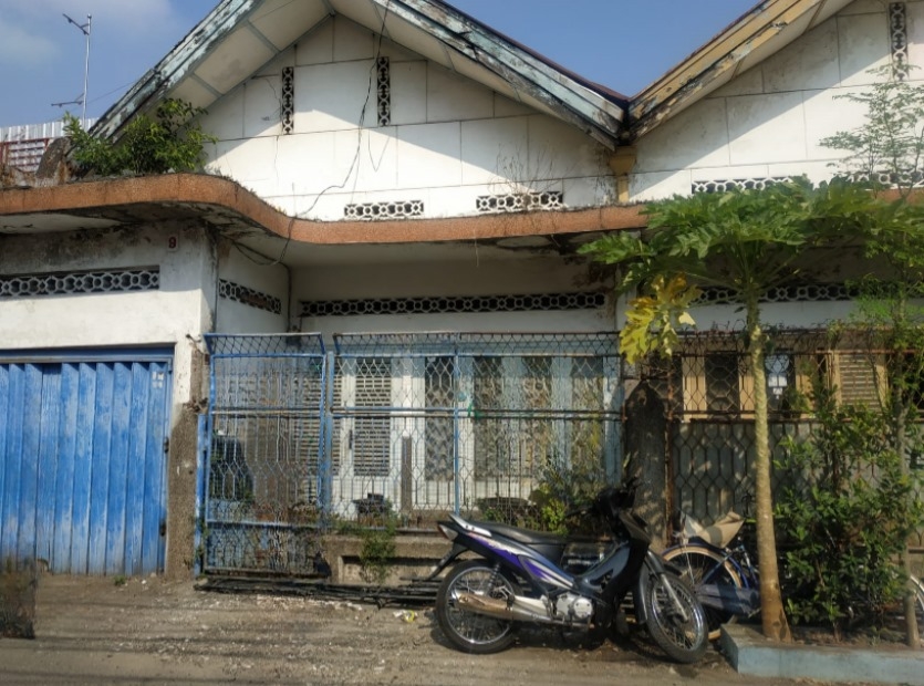 Dijual Rumah Hitung Tanah di Surabaya Utara - Image 1