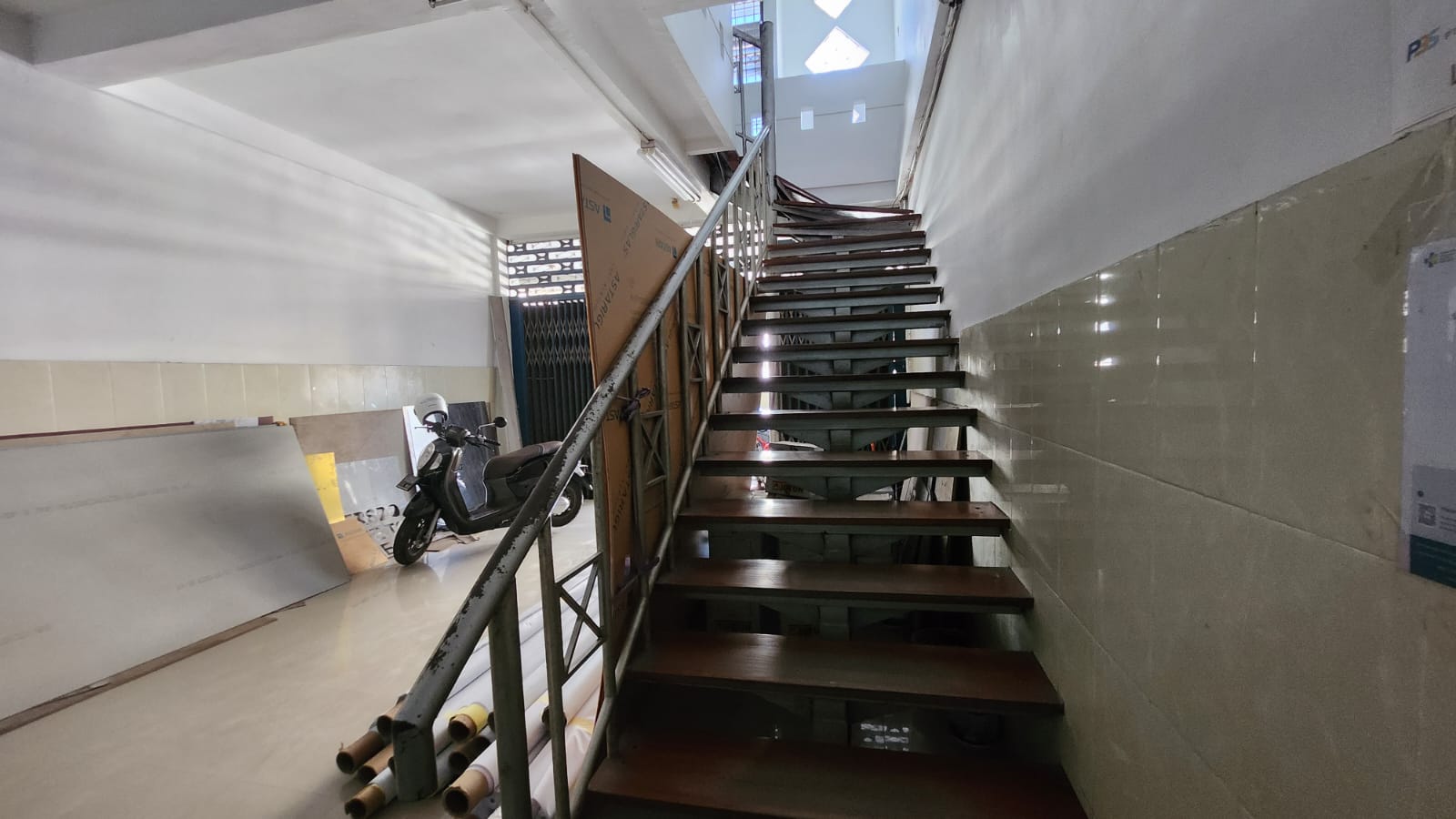 Dijual Gedung Kantor Manyar Kartika Surabaya Timur - Thumbnail 4