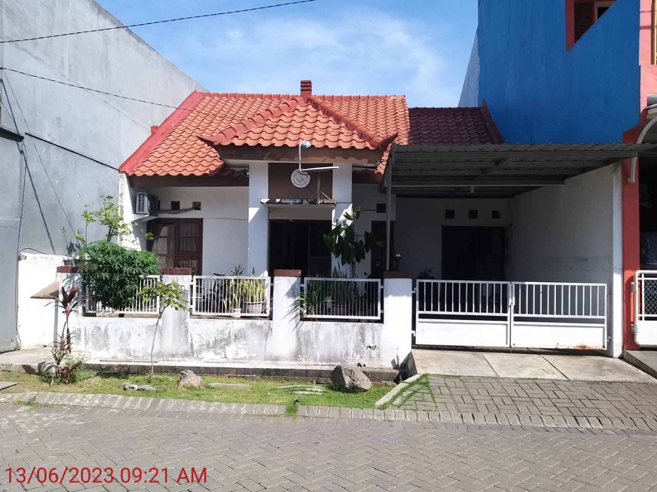 DIJUAL RUMAH DI PURI SURYA JAYA NAGOYA - Image 1