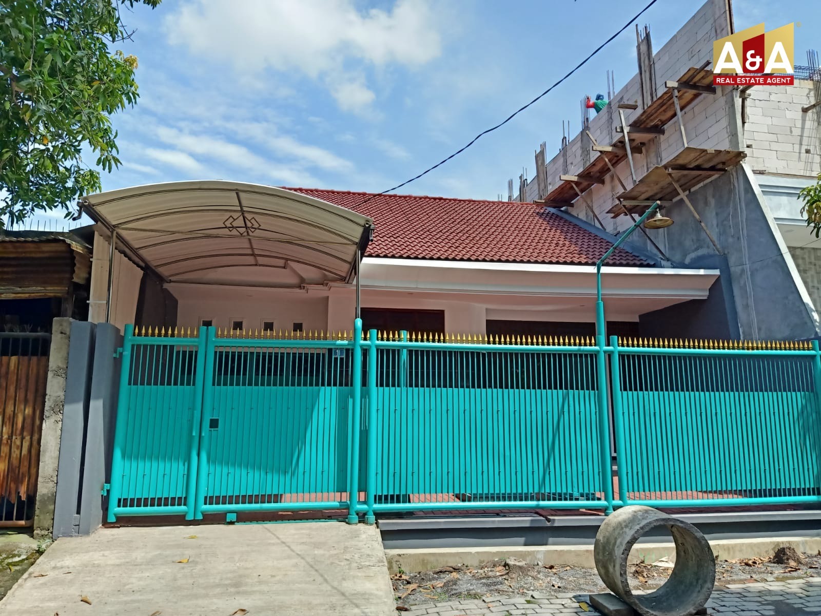 DIJUAL/DISEWAKAN RUMAH WILAYAH SURABAYA SELATAN - Image 1