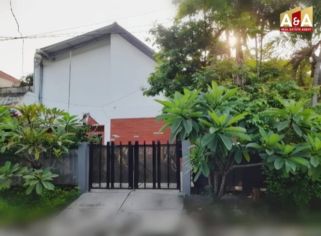 DIJUAL RUMAH WILAYAH SURABAYA SELATAN - Image 1