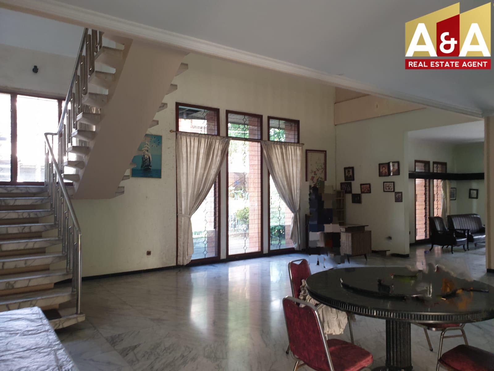 Dijual/Disewakan Rumah Darmo Permai Timur Surabaya Barat - Image 1