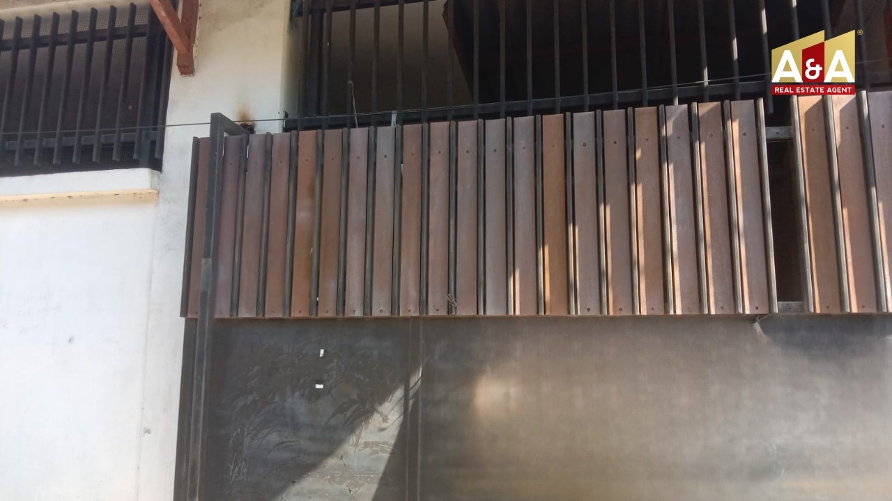 DIJUAL RUMAH WILAYAH SURABAYA BARAT - Image 1