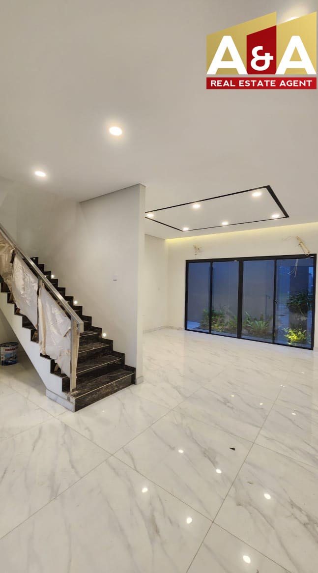 Dijual Rumah Citraland Utama Surabaya Barat - Image 1