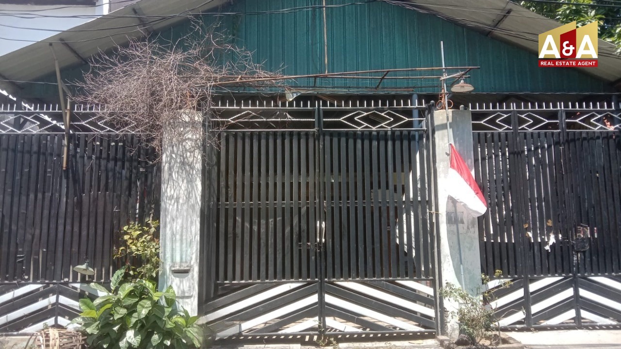 DIJUAL RUMAH WILAYAH SURABAYA UTARA - Image 1