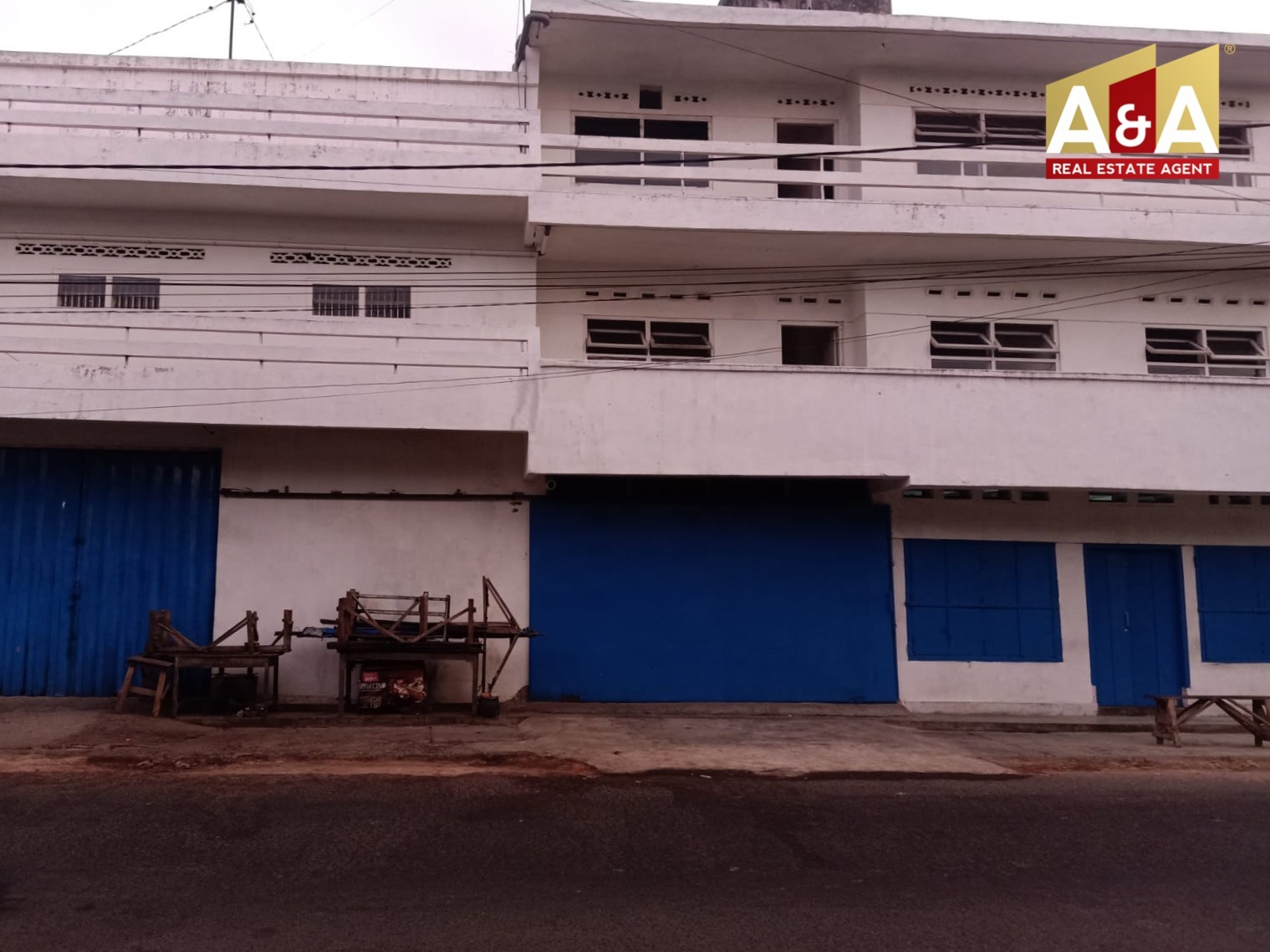 DIJUAL 1 GUDANG DAN 2 RUKO WILAYAH MALANG - Image 1