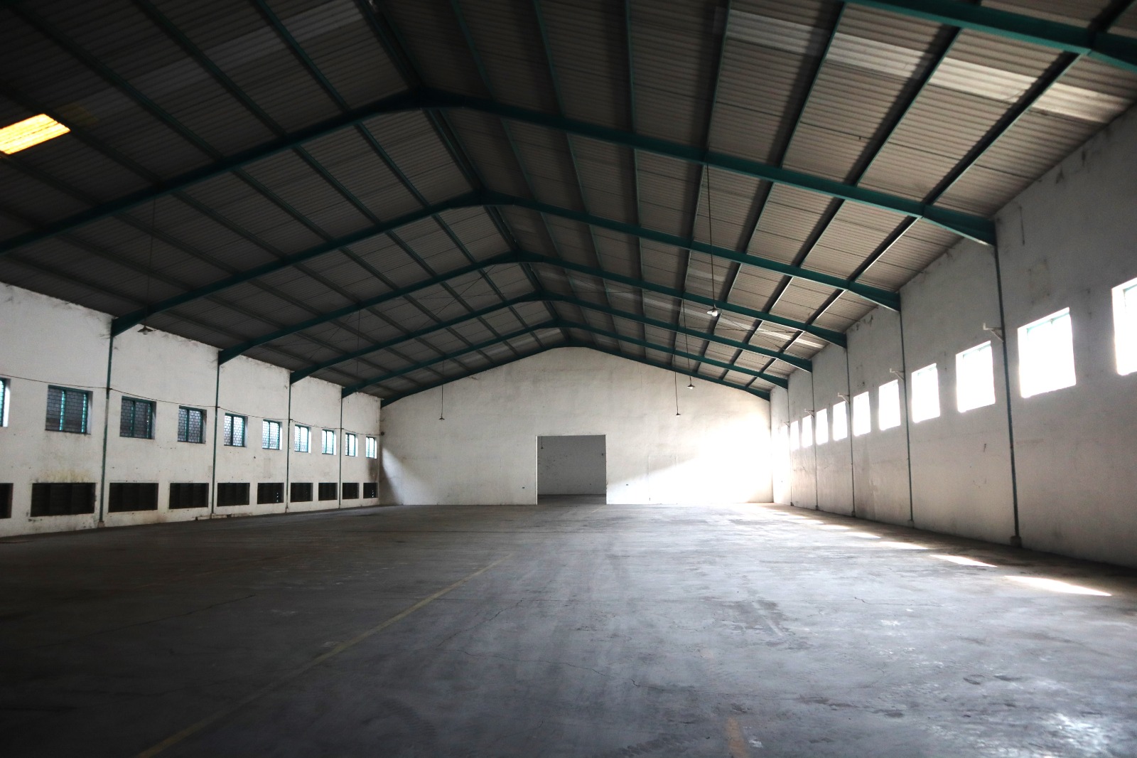 Disewakan Gudang Murah Bagus Grogolan Pasuruan - Image 1