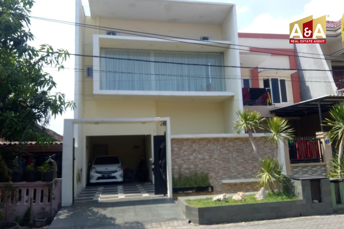 DIJUAL RUMAH WILAYAH SURABAYA UTARA - Image 1