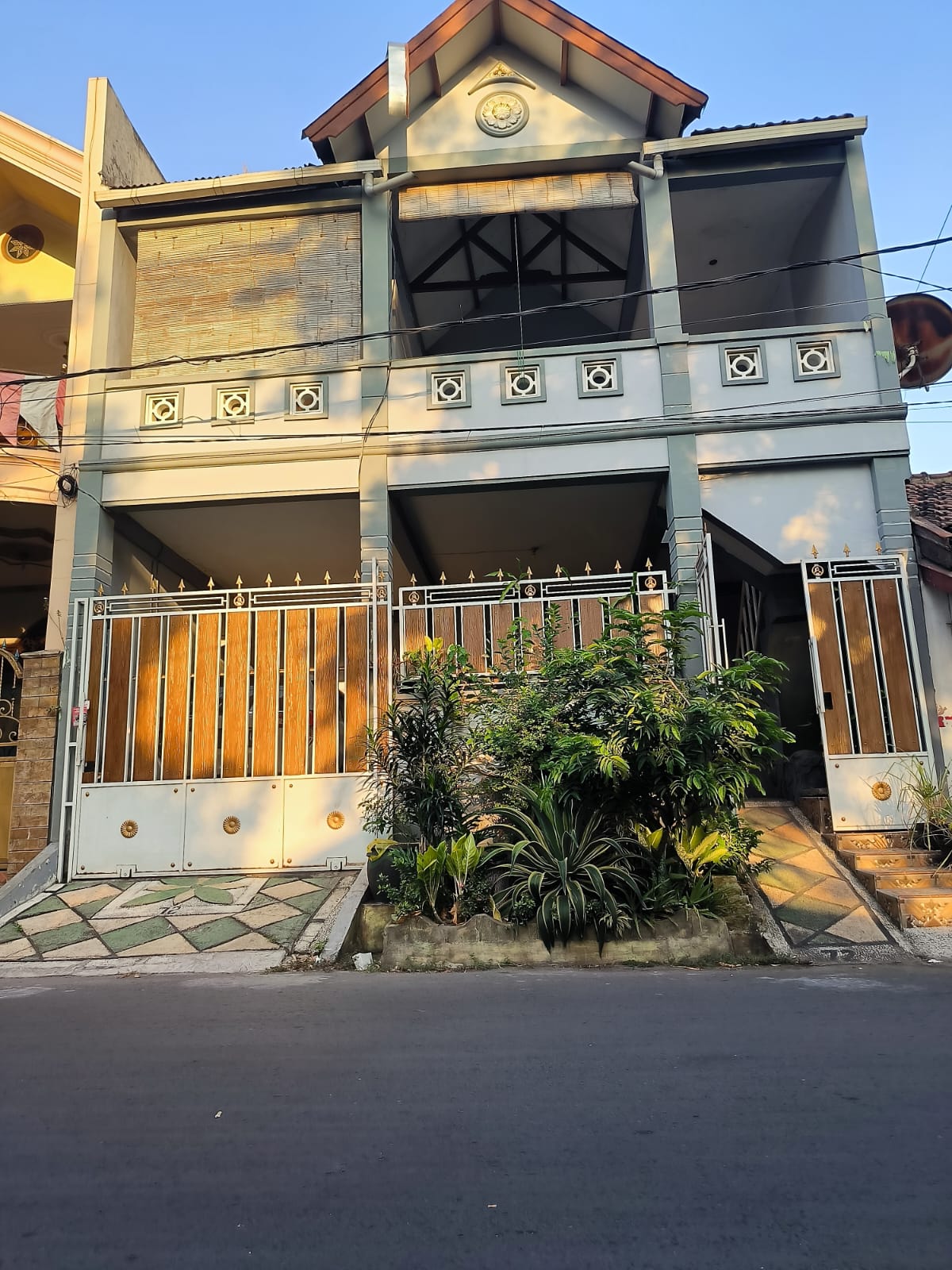 Dijual Rumah Murah Bagus Gatoel Jalan Jawa Mojokerto - Image 1