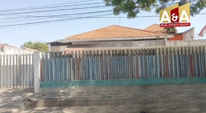DIJUAL RUMAH LOKASI SURABAYA PUSAT - Image 1