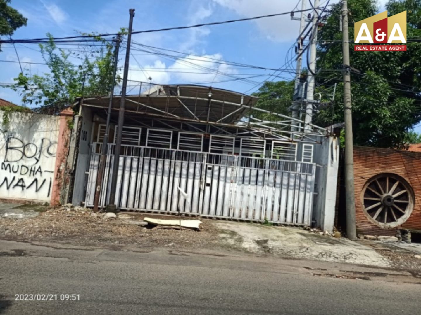 DISEWAKAN RUMAH WILAYAH SURABAYA PUSAT - Image 1