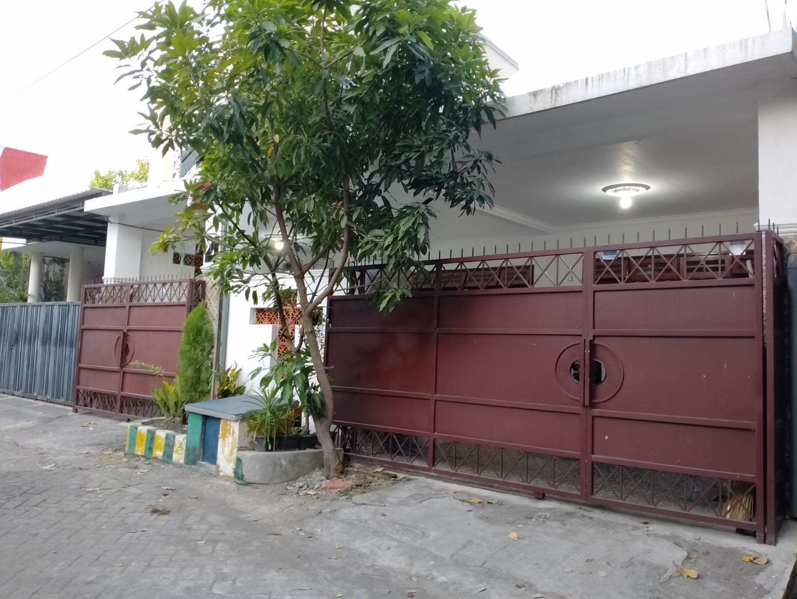 DIJUAL RUMAH SURABAYA TIMUR - Image 1
