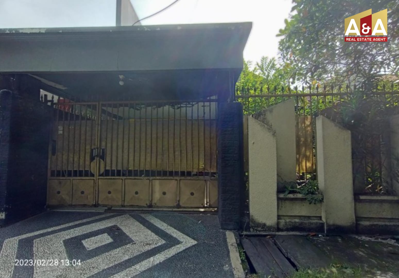 DIJUAL RUMAH WILAYAH SURABAYA BARAT - Image 1