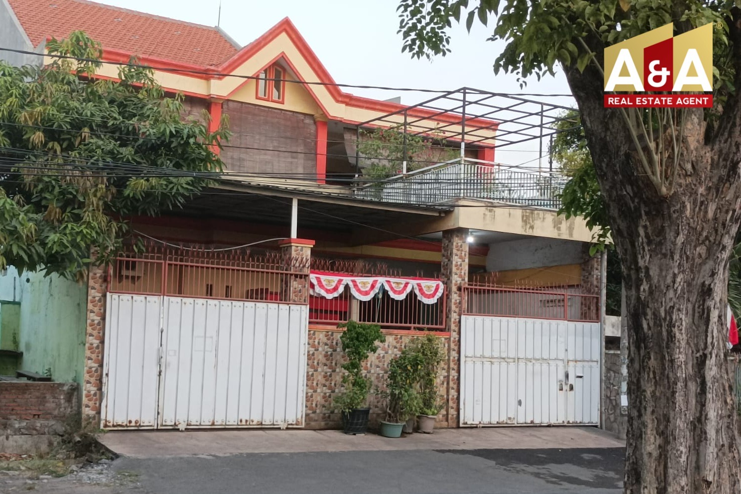 DIJUAL RUMAH WILAYAH SURABAYA SELATAN - Image 1
