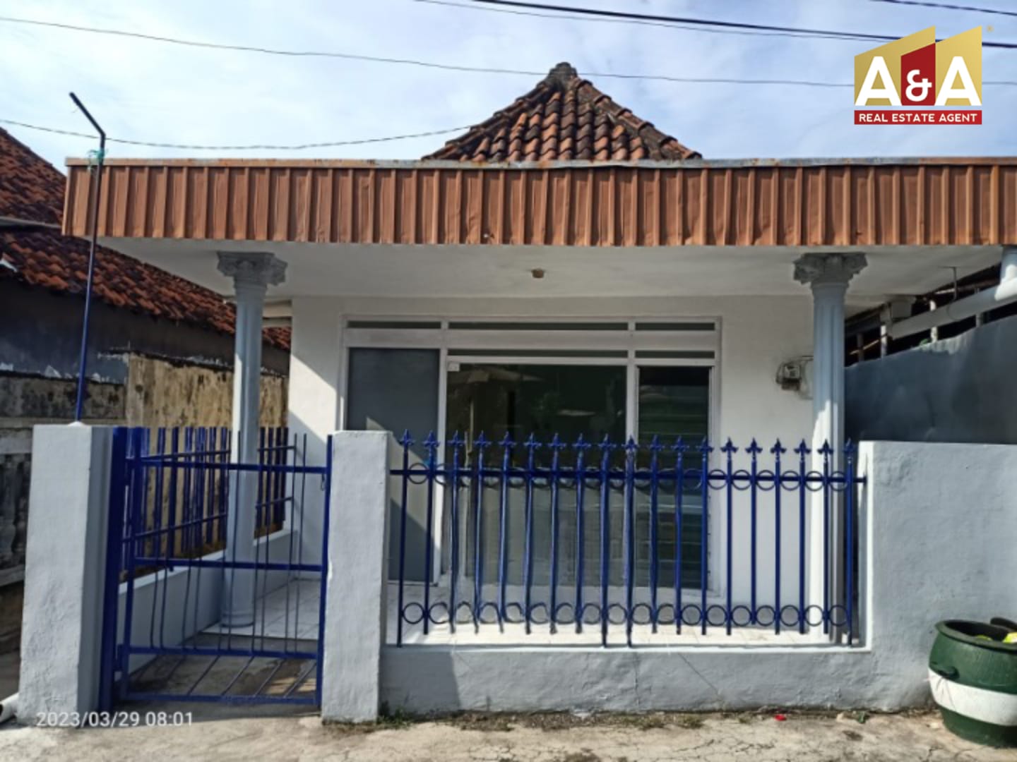 DIJUAL/DISEWAKAN RUMAH WILAYAH SURABAYA SELATAN - Image 1