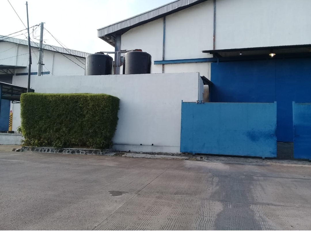 Disewakan gudang di Osowilangun - Image 1