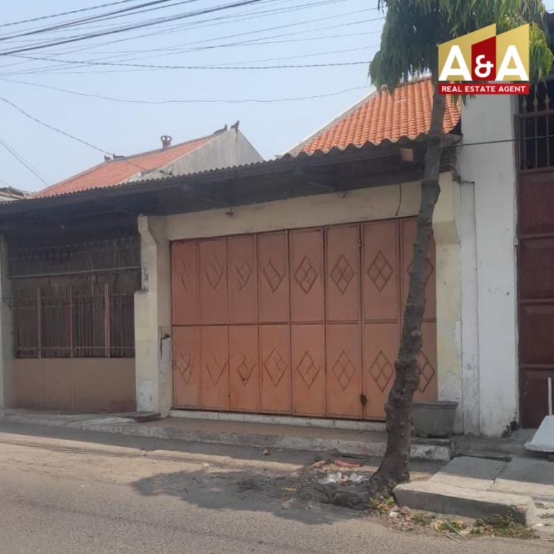 DIJUAL RUMAH WILAYAH SURABAYA UTARA - Image 1