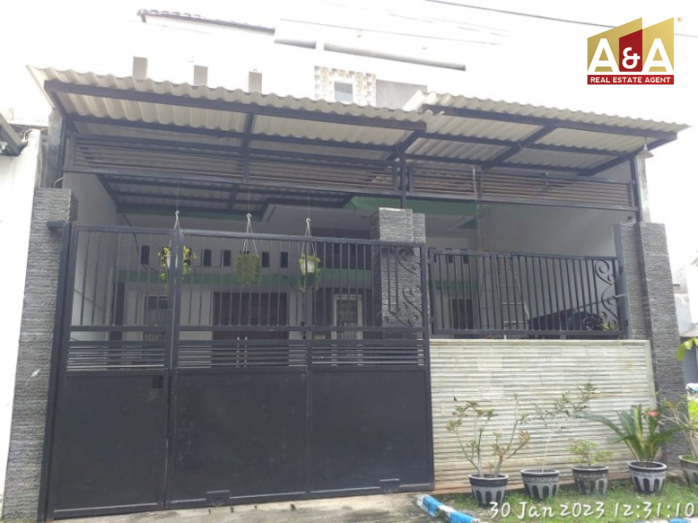 DIJUAL RUMAH WILAYAH SURABAYA BARAT - Image 1