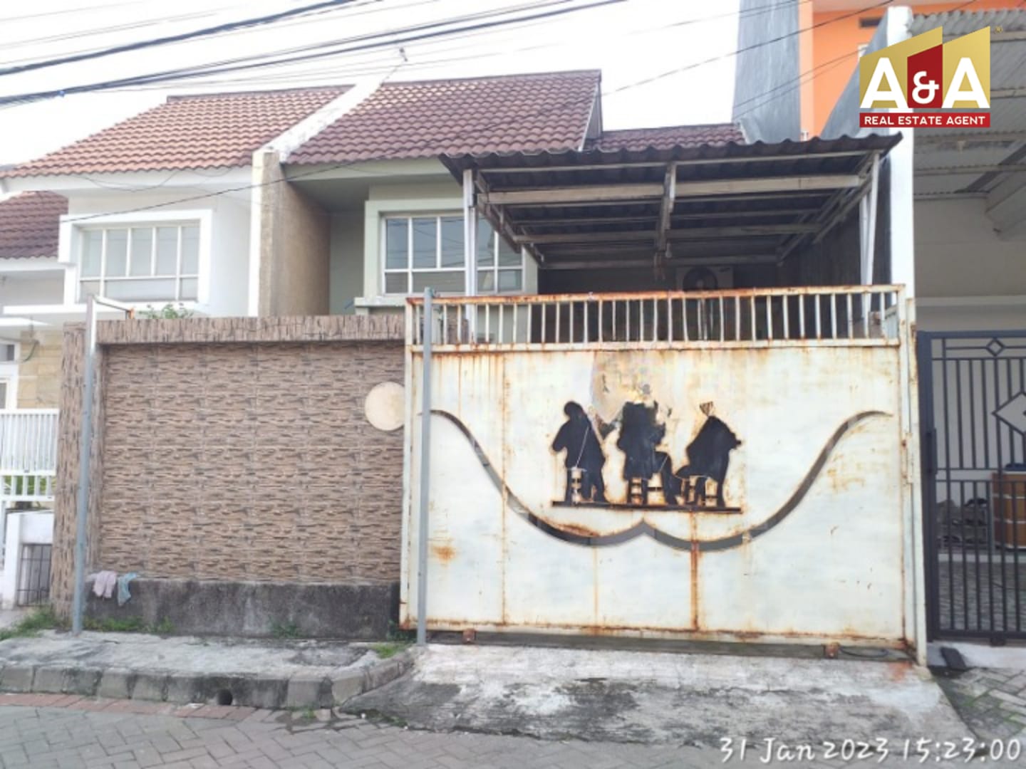 DIJUAL RUMAH WILAYAH SURABAYA BARAT - Image 1