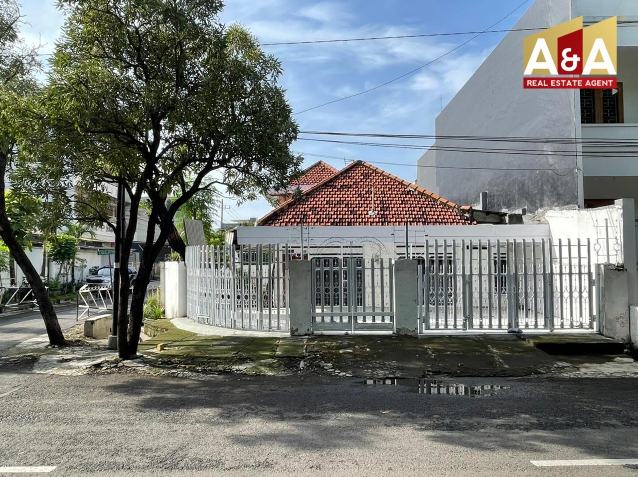 DIJUAL RUMAH WILAYAH SURABAYA SELATAN - Image 1