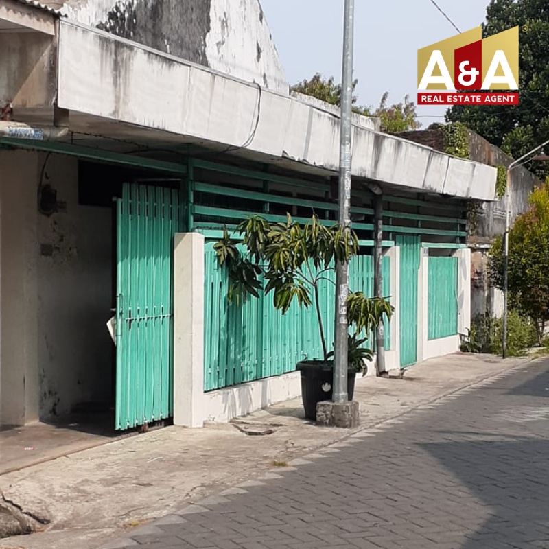 DIJUAL RUMAH WILAYAH SURABAYA PUSAT - Image 1