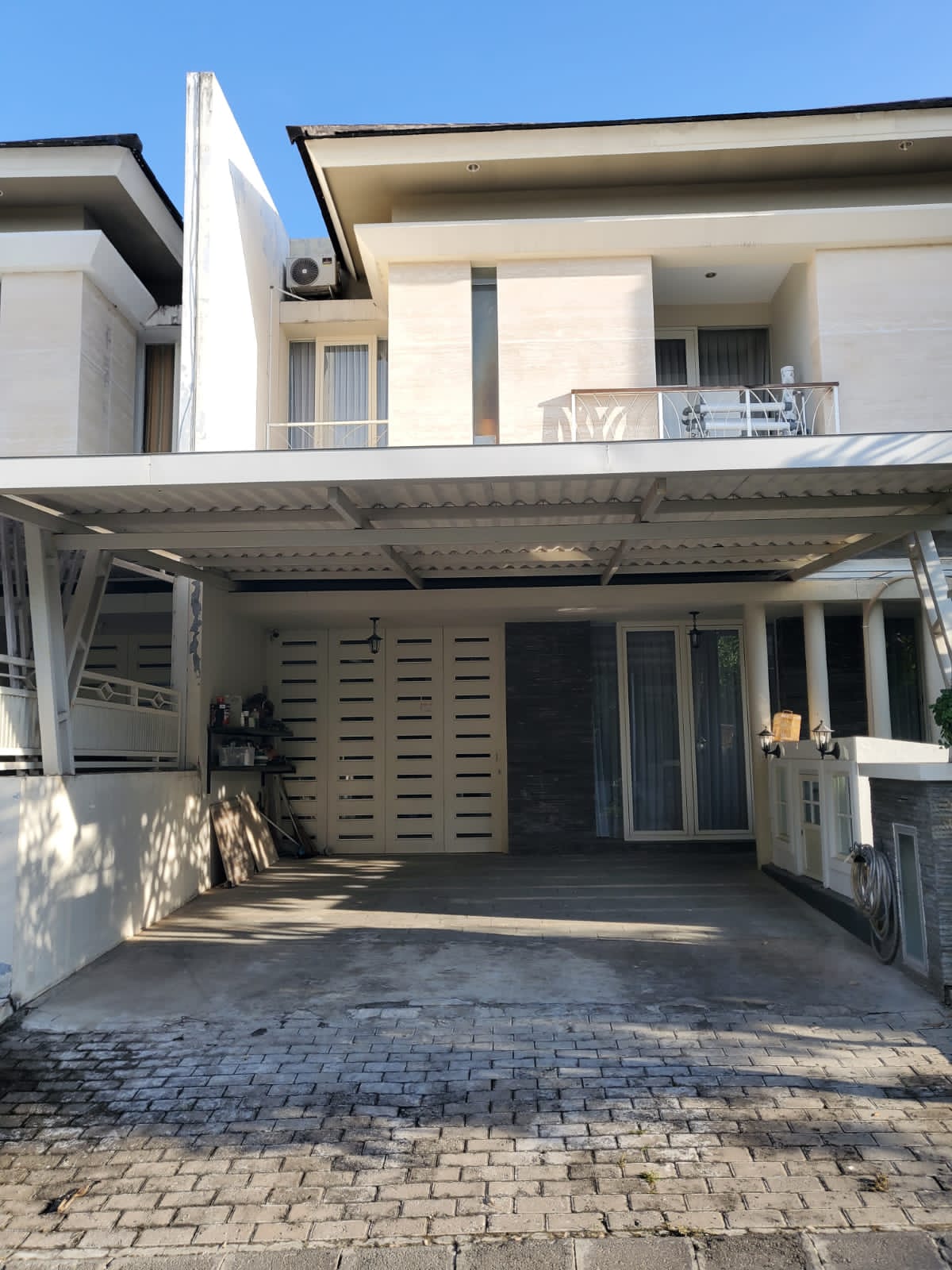 Dijual Rumah bagus di Woodland Surabaya - Image 1