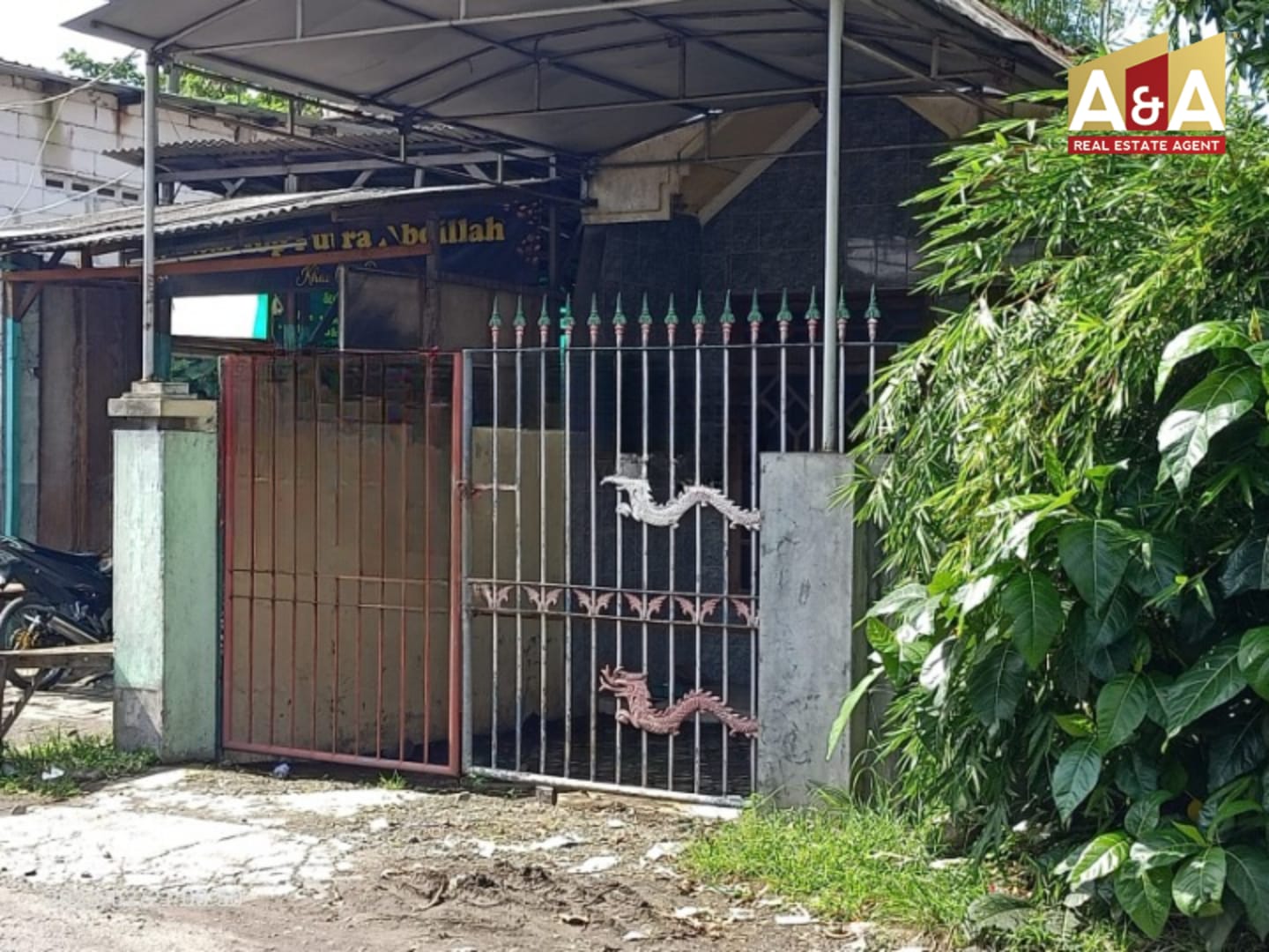 Disewakan Rumah Stategis di Tambak Wedi Baru Surabaya - Image 1