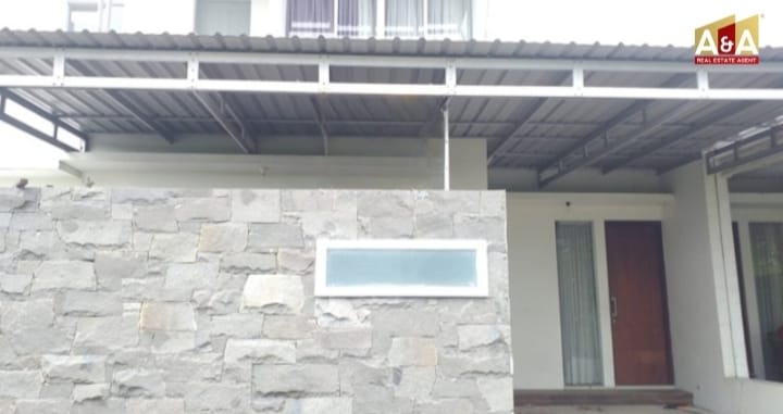 Dijual Rumah Strategis di De Casa Residece Surabaya - Image 1