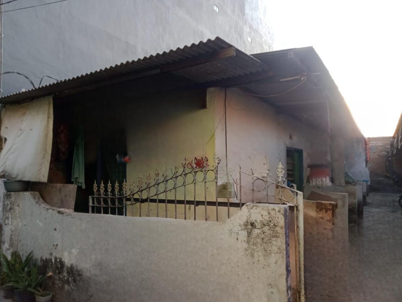 Dijual Rumah Murah di Sikatan Surabaya - Image 1