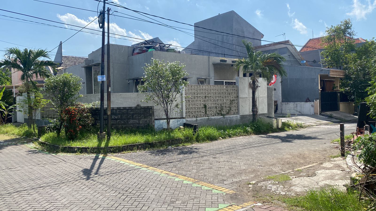 Dijual 2Kav Rumah Strategis di Pandugo Timur Surabaya - Image 1