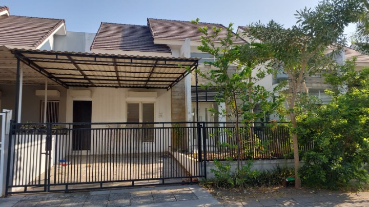 Disewakan Rumah Daerah Woodland WL2 - Image 1