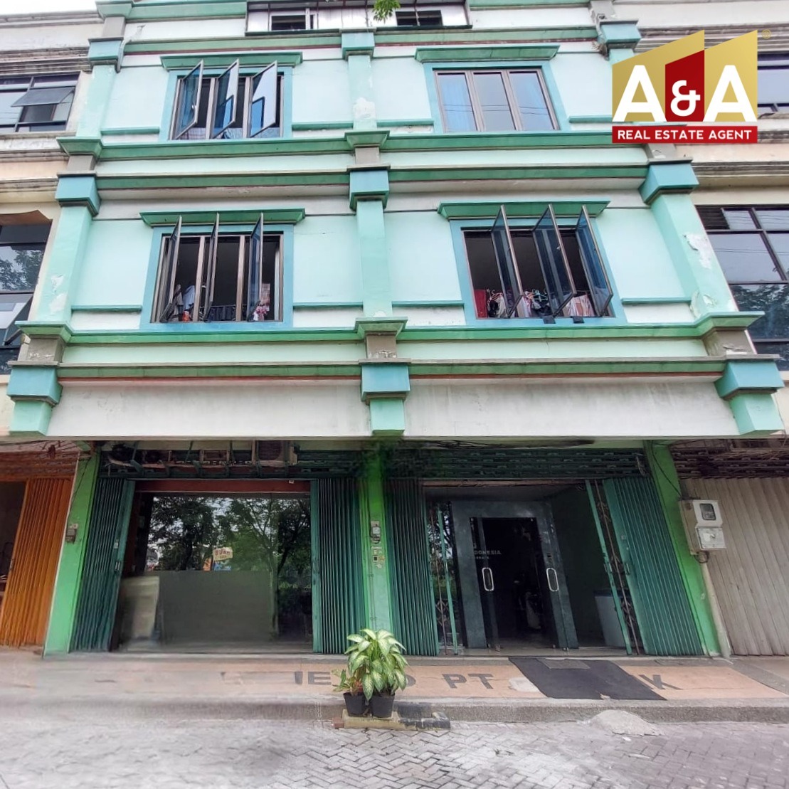 Dijual 2 Ruko Gandeng di Rungkut Megah Raya Surabaya - Image 1