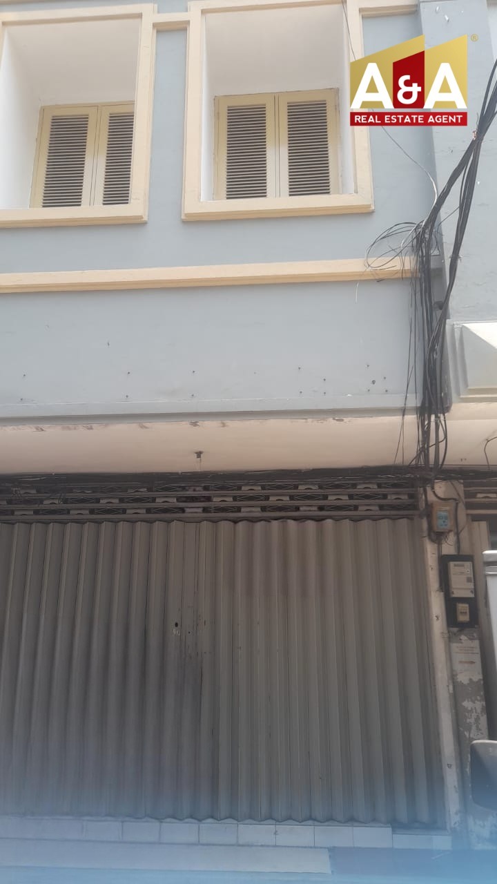 Dijual/disewakan Ruko Strategis di Mega Galaxy Surabaya - Image 1