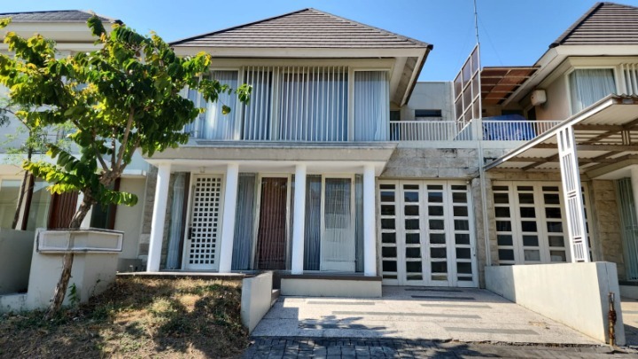 Disewakan Rumah minimalis Stone Gate Citraland Surabaya Barat - Image 1