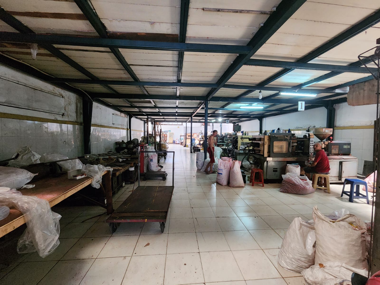 Dijual Cepat Gudang Tropodo Sidoarjo - Image 1