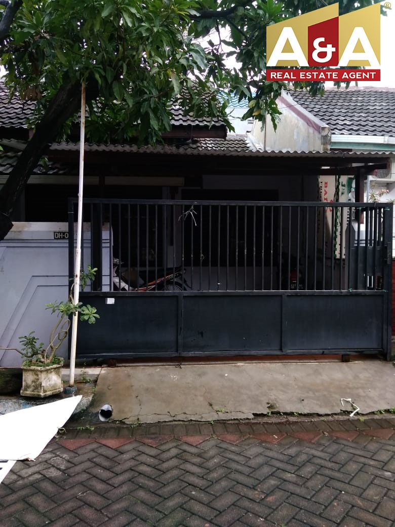 !! Dijual Rumah Strategis di Rungkut Mapan Tengah Surabaya - Image 1