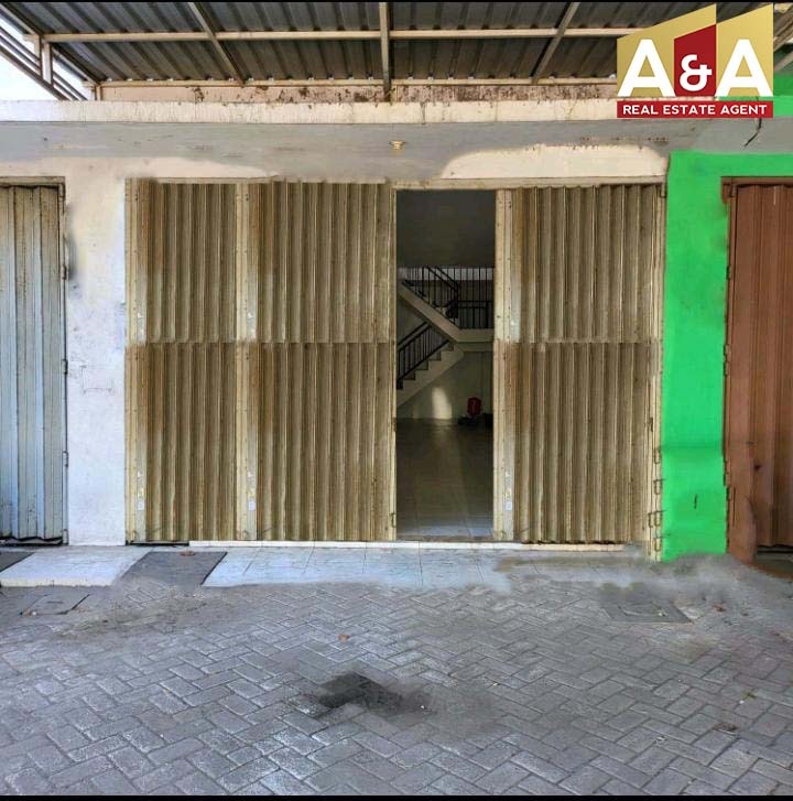 !! Dijual/disewakan Ruko Strategis di Raya Veteran Gresik!! - Image 1