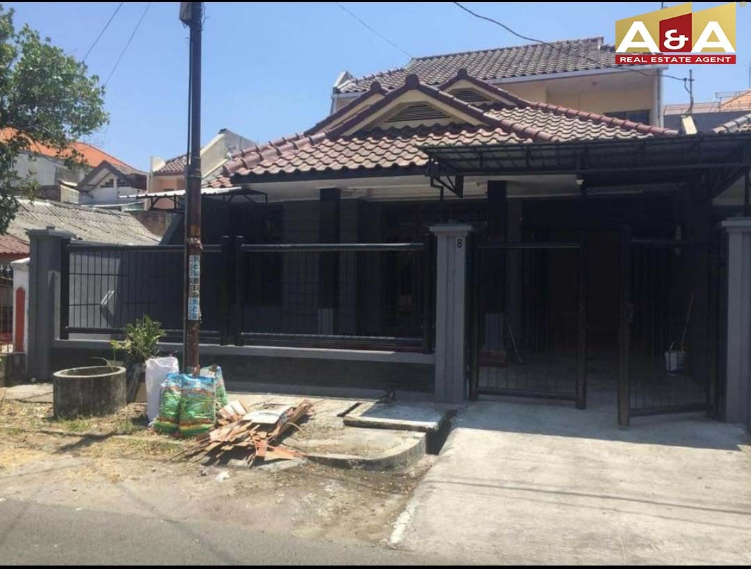 !!Dijual/disewakan Rumah Strategis di Dukuh Kupang Timur Surabaya!! - Image 1