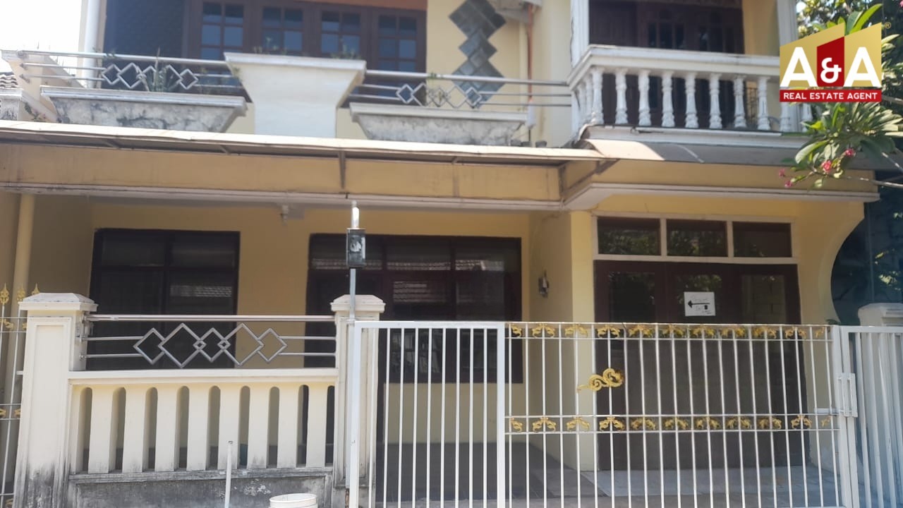 Disewakan Rumah Strategis di Rungkut Mapan Tengah Surabaya - Image 1