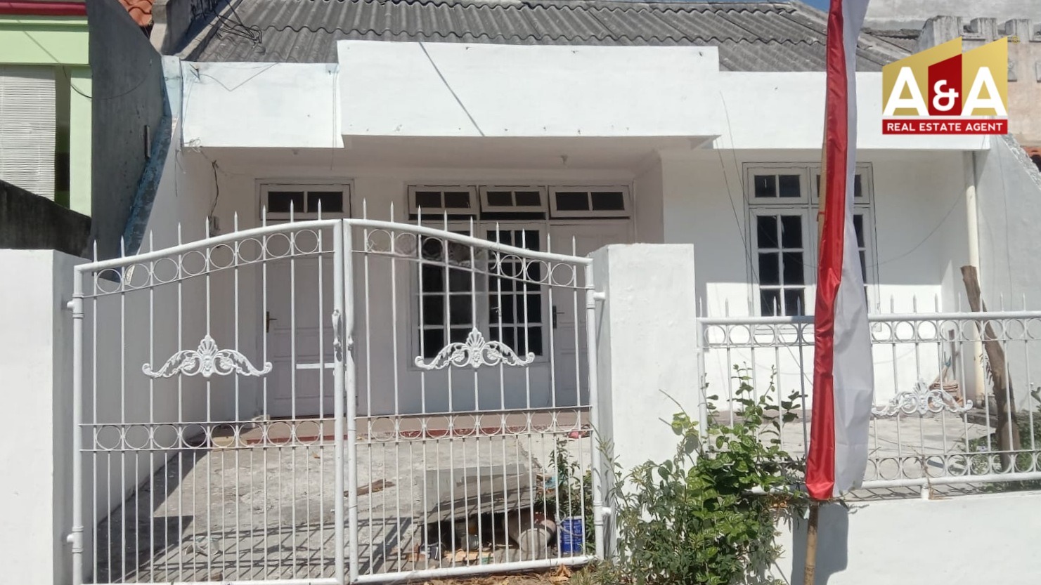 Disewakan Rumah Strategis di Griya Citra Asri Surabaya - Image 1