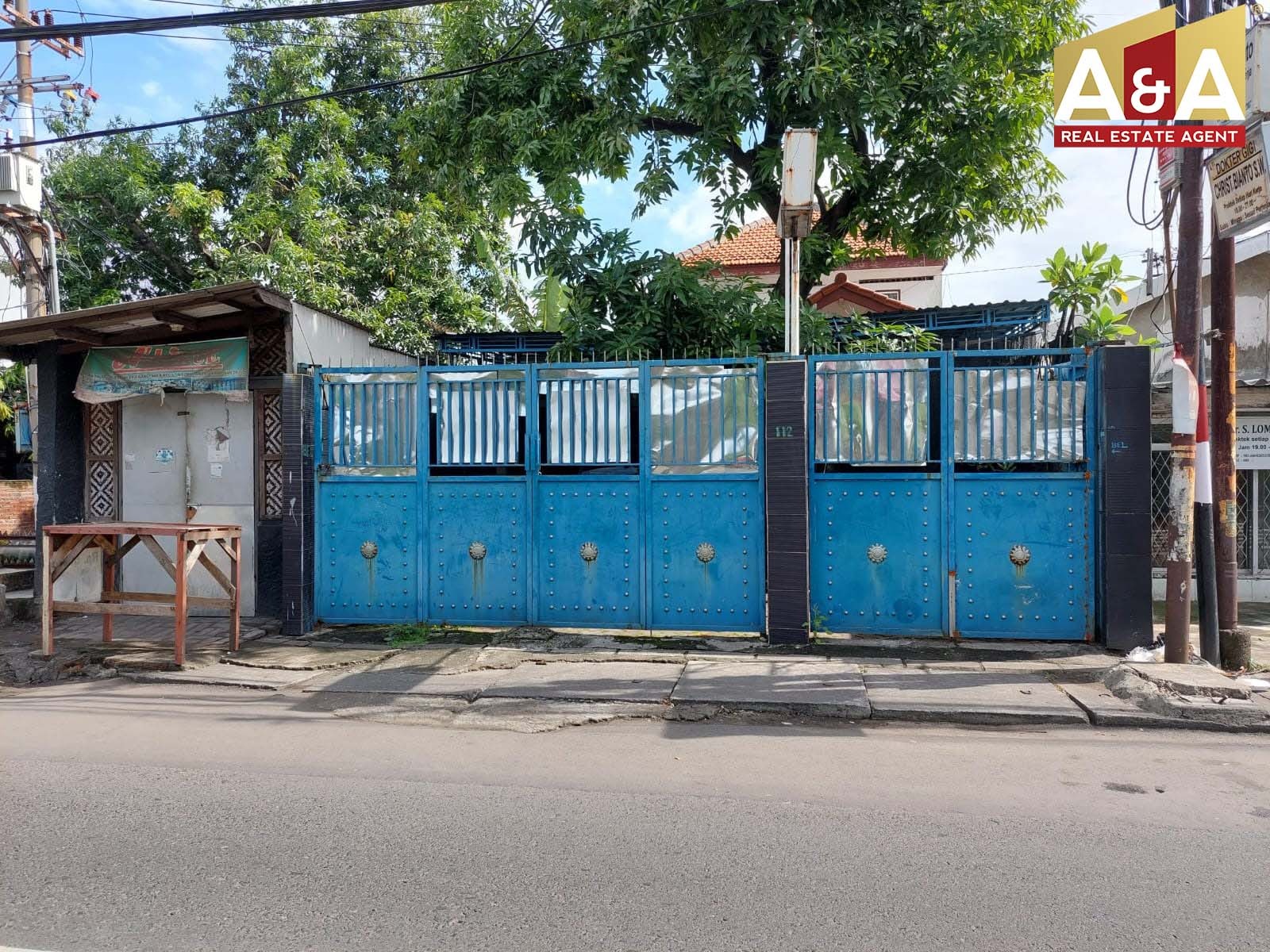 Dijual Rumah Strategis di Banyu Urip Surabaya - Image 1