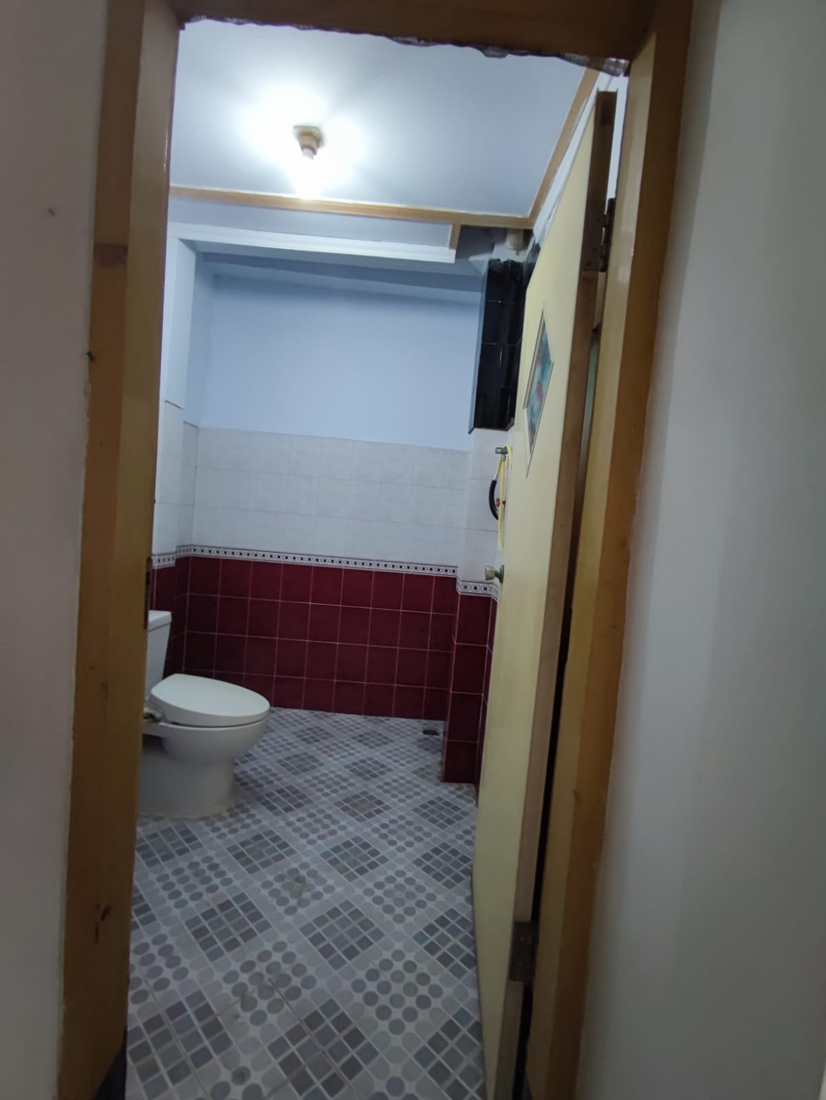 Disewakan Rumah Strategis di Darmo Baru Barat Surabaya - Thumbnail 4