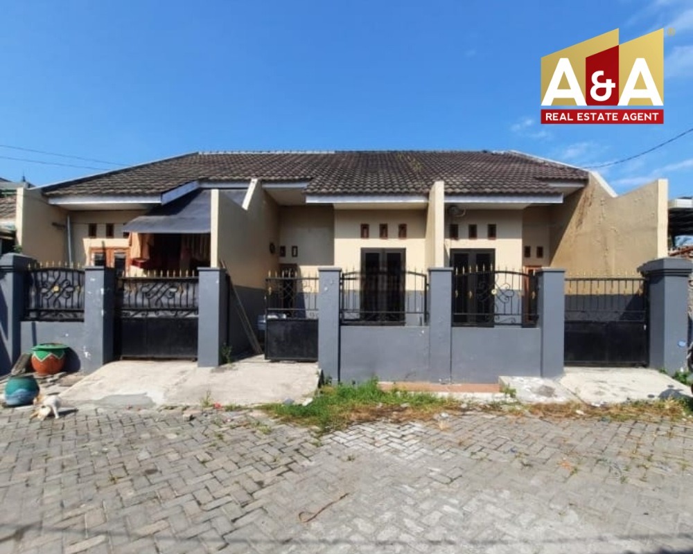 Dijual Rumah Strategis di Griya Benowo Indah Surabaya - Image 1