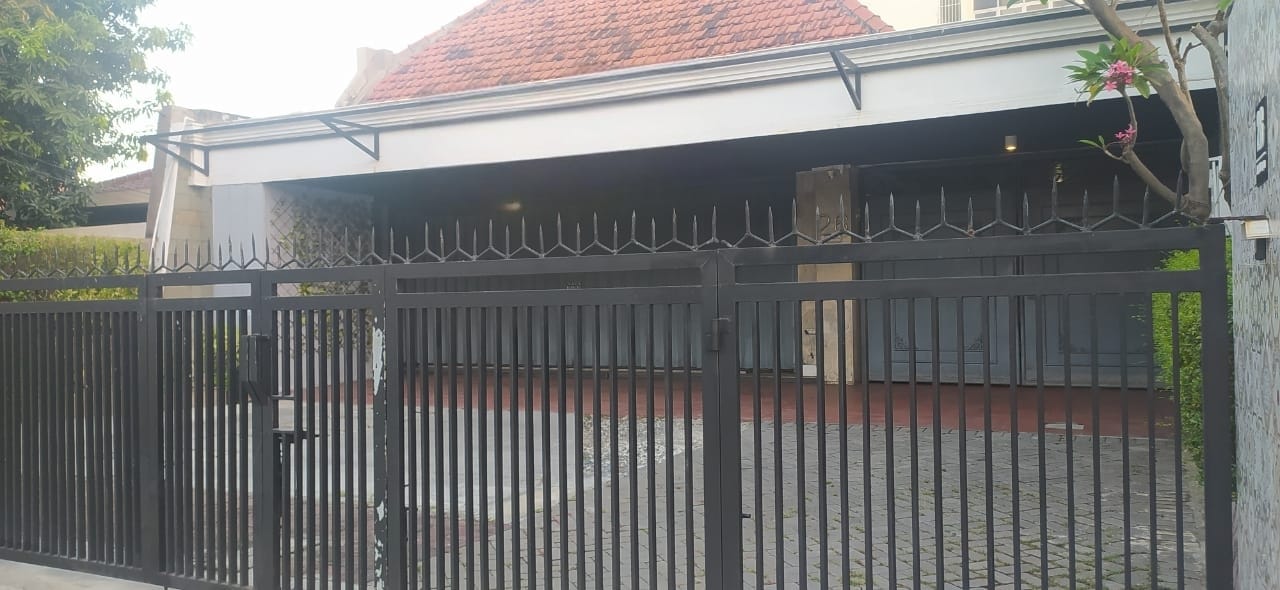 Dijual/disewakan Rumah Usaha Strategis di Ambengan Surabaya - Image 1