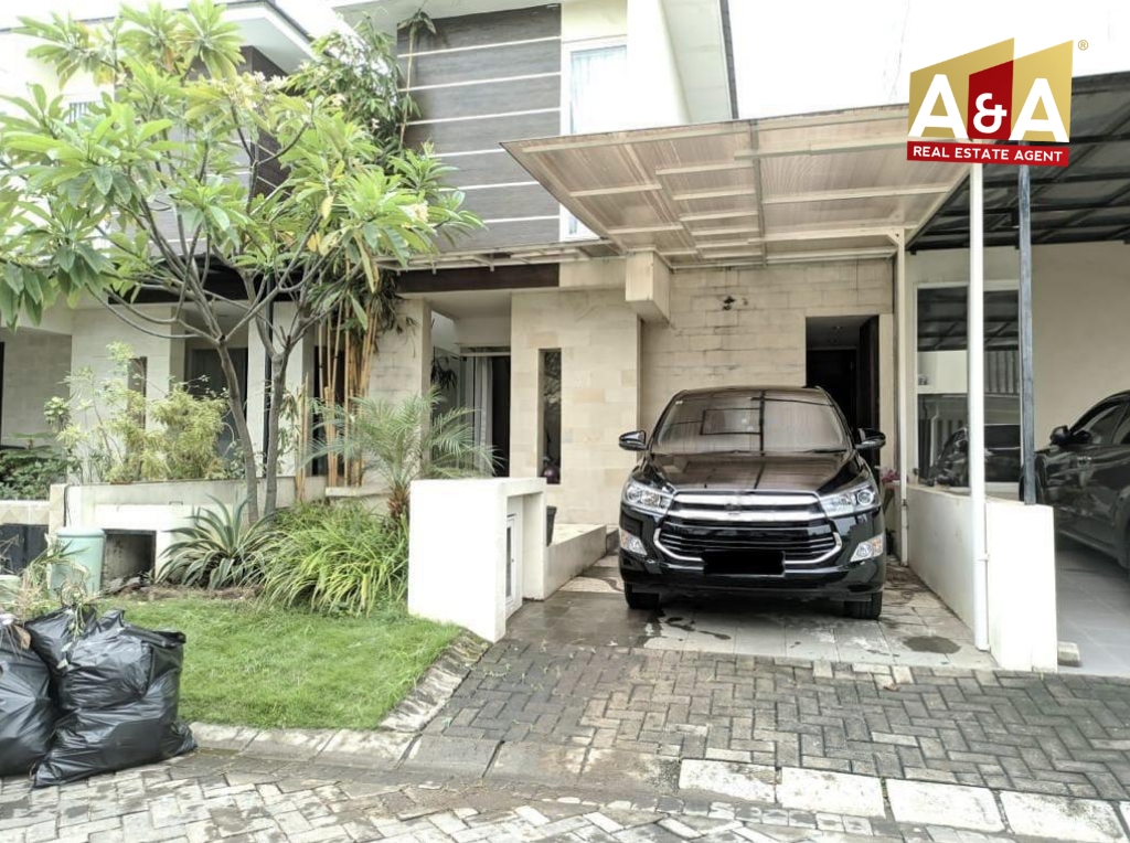 Dijual Rumah Strategis di Dian Istana Moca Verbana Surabaya - Image 1