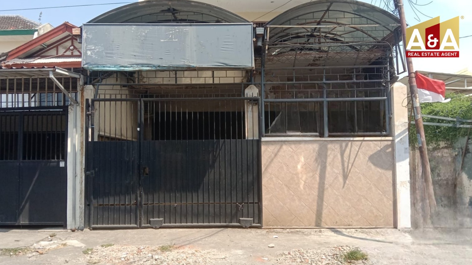 Dijual Rumah Strategis di Petemon Barat Surabaya - Image 1